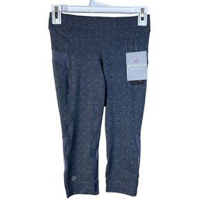 NWT Athleta Women Gray Printed Bare To Run Knicker Capri Legging Size XXS Vented